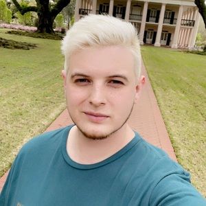 Meet your Posher, Brett